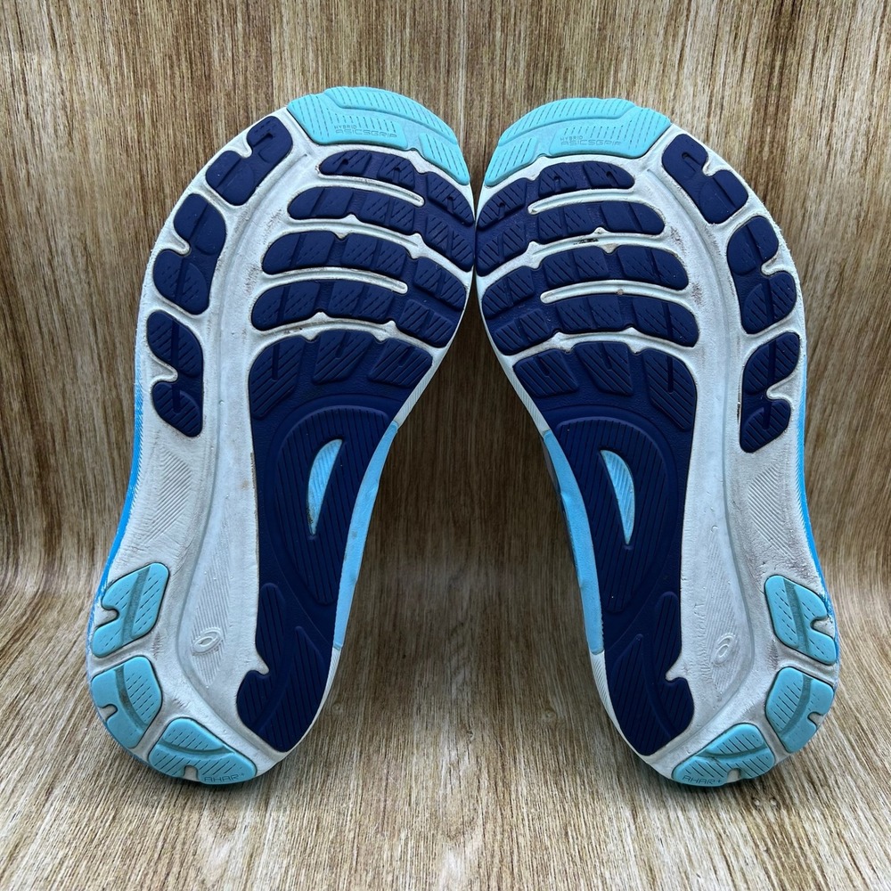 Asics Women's Light Gray and Aqua Athletic Running Shoes - Picture 8 of 10